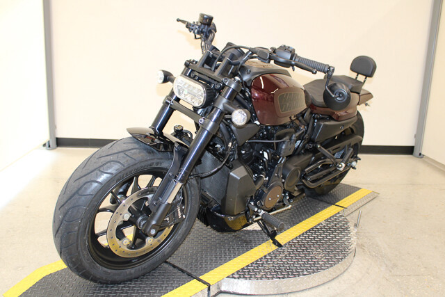 Sportster® S