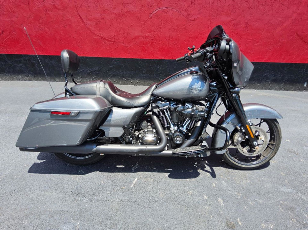 Street Glide® Special
