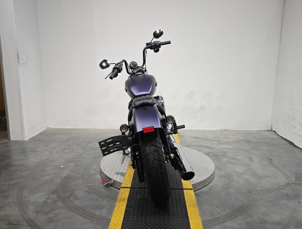 Street Bob®