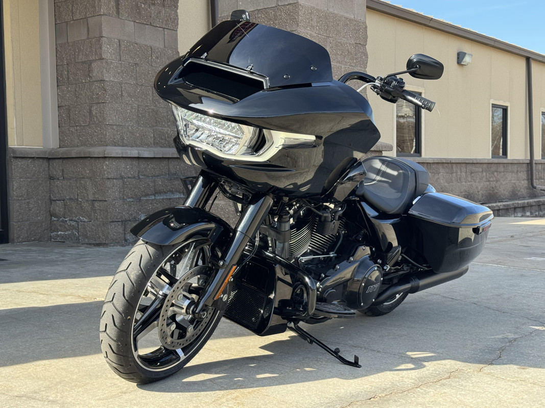 Road Glide®