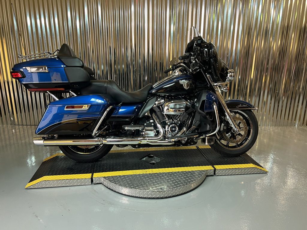 Electra Glide® Ultra® Limited 115th Anniversary