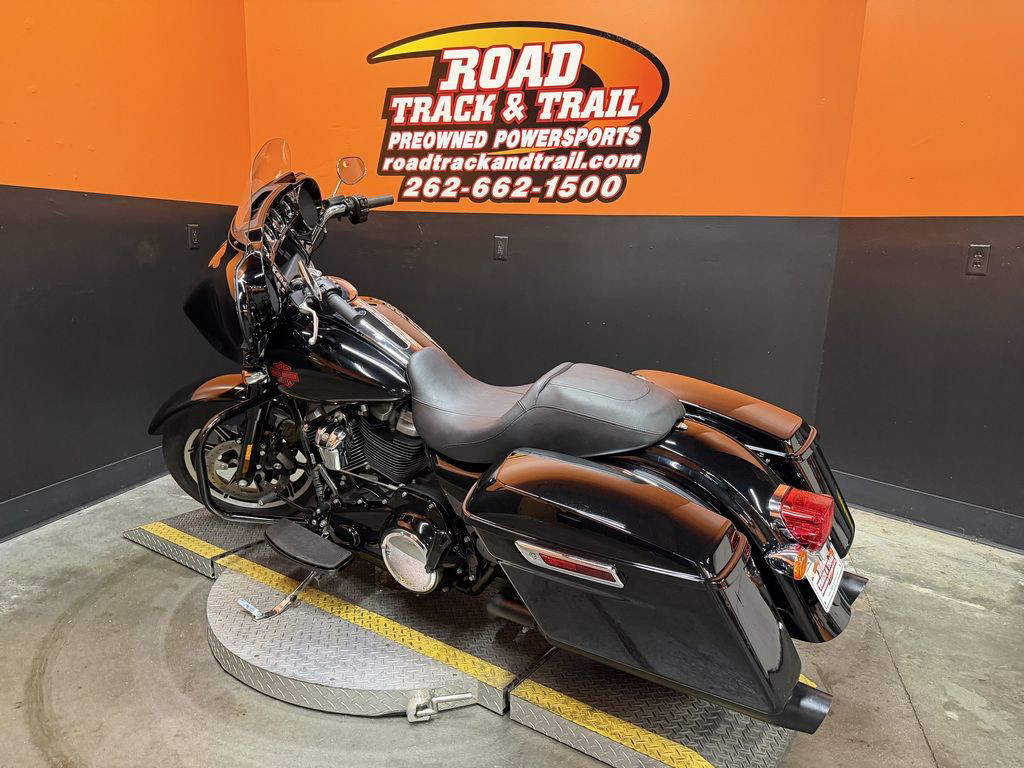 Electra Glide® Standard