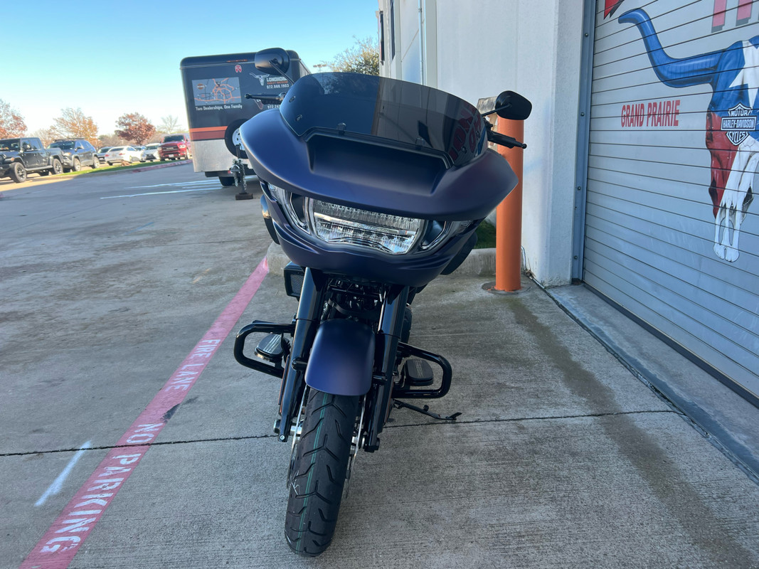 Road Glide®