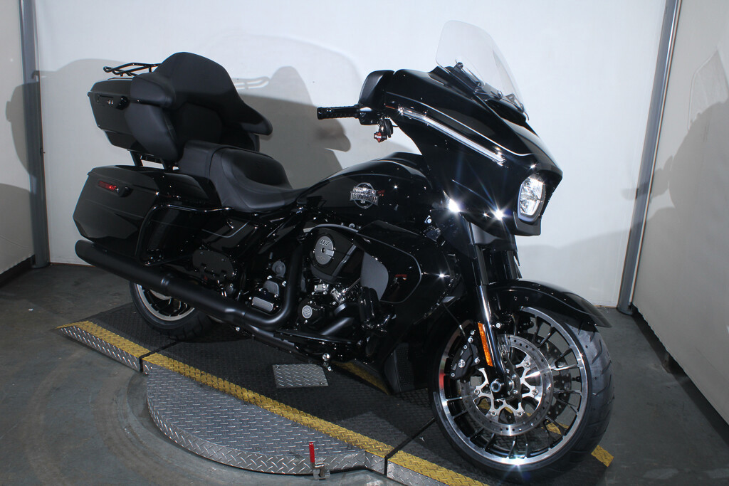 Street Glide® Limited