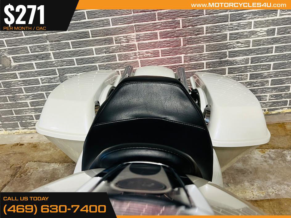 Road Glide®