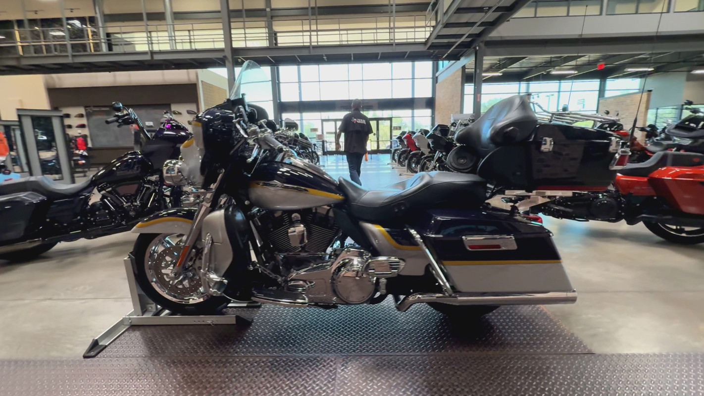 CVO® Ultra Classic® Electra Glide®