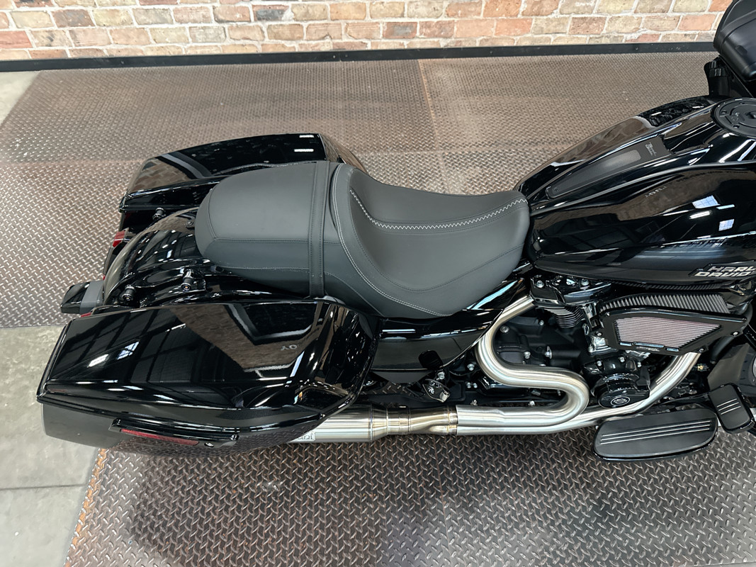 Road Glide®