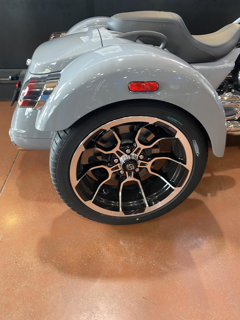 Road Glide® 3