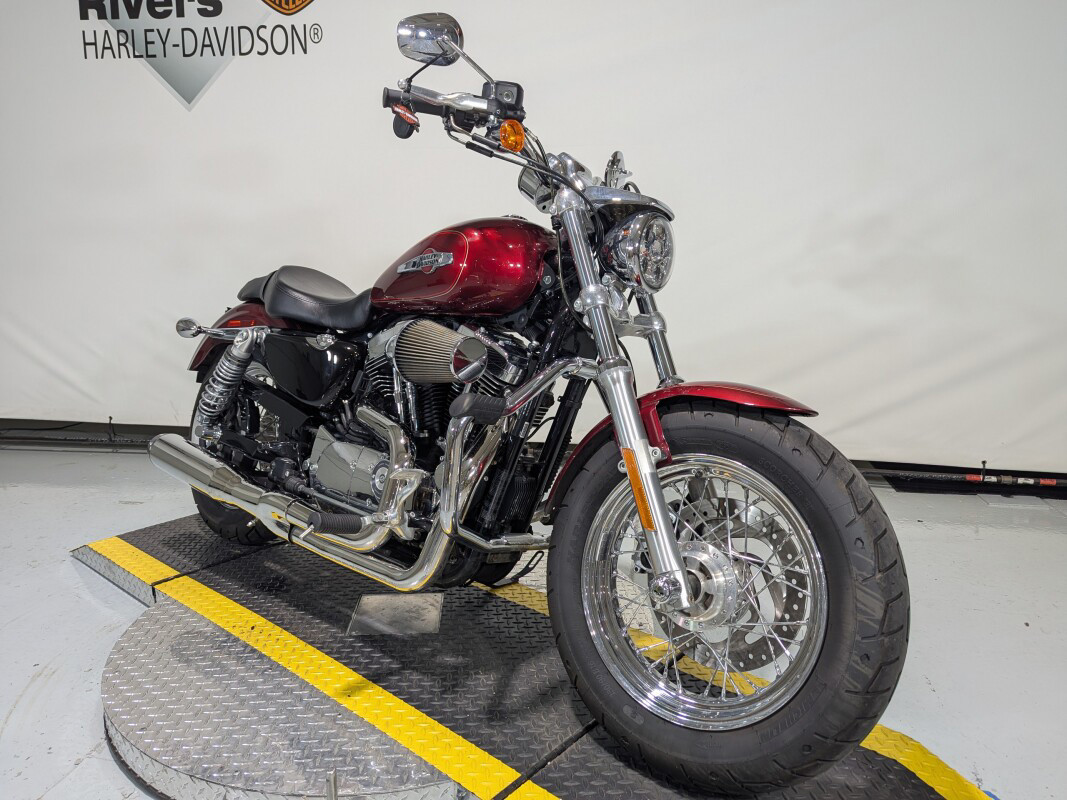 Sportster® 1200 Custom