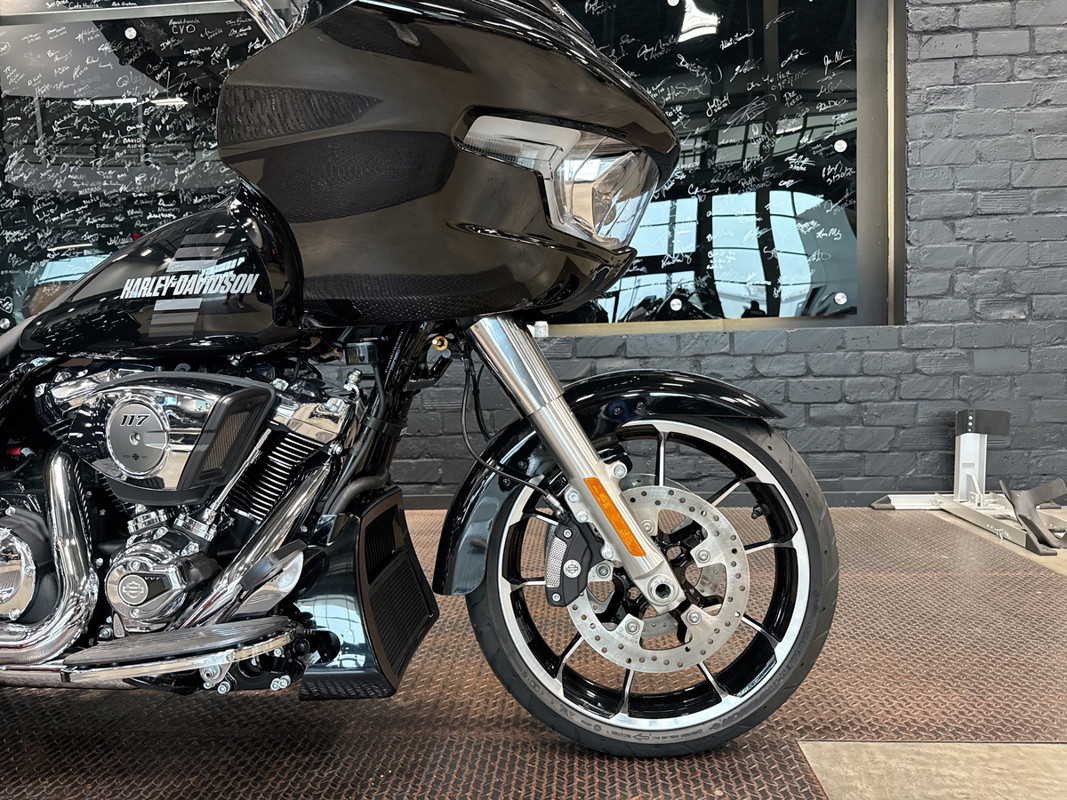 Road Glide® 3