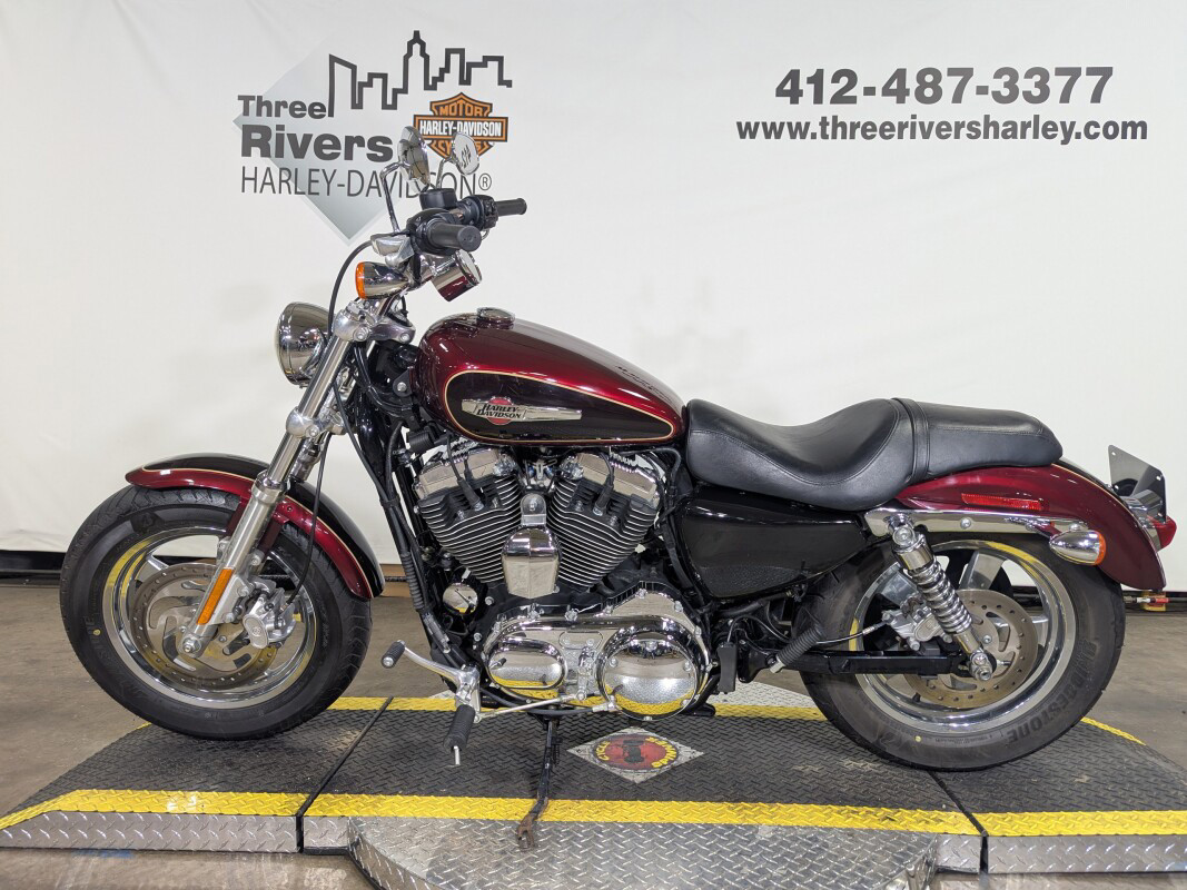 Sportster® 1200 Custom