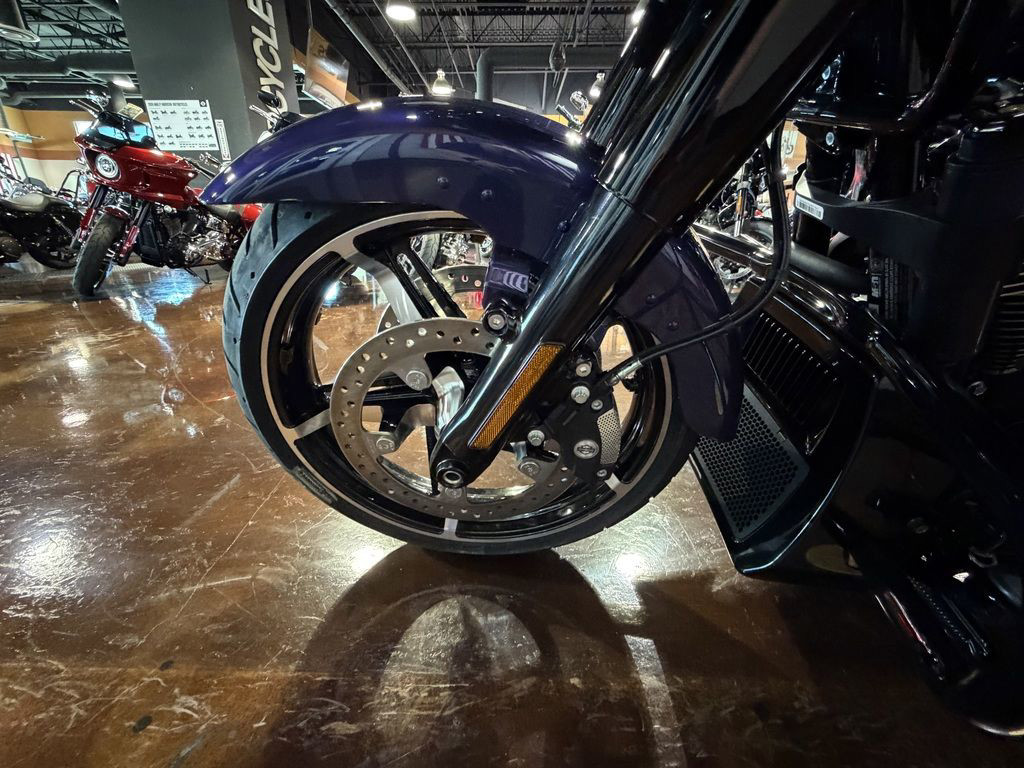 Road Glide®