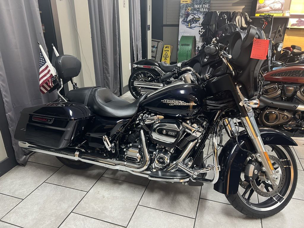 Street Glide®