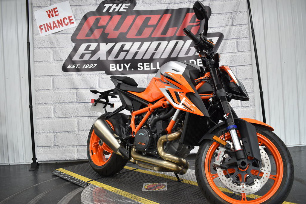 1290 Super Duke R