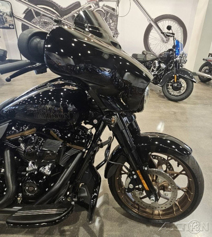 Street Glide® ST