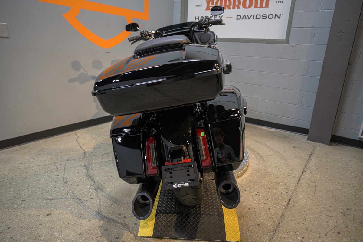 Road Glide®