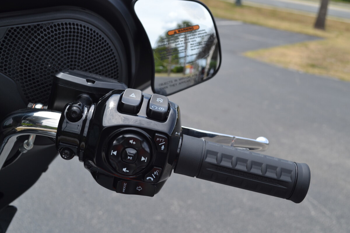 Street Glide®