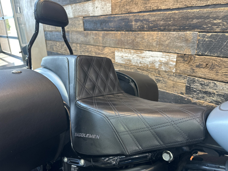 Street Bob®