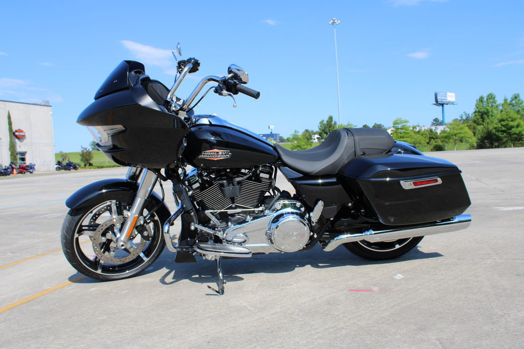 Road Glide®