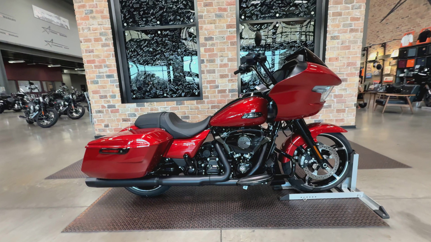 Road Glide®