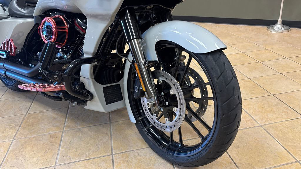 CVO® Road Glide®