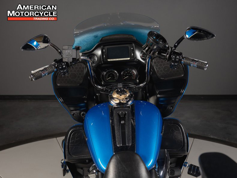 Road Glide® Ultra