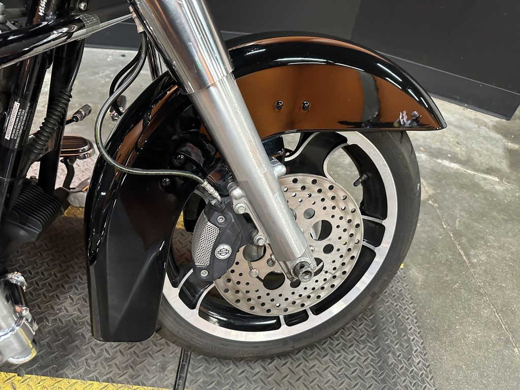 Street Glide®
