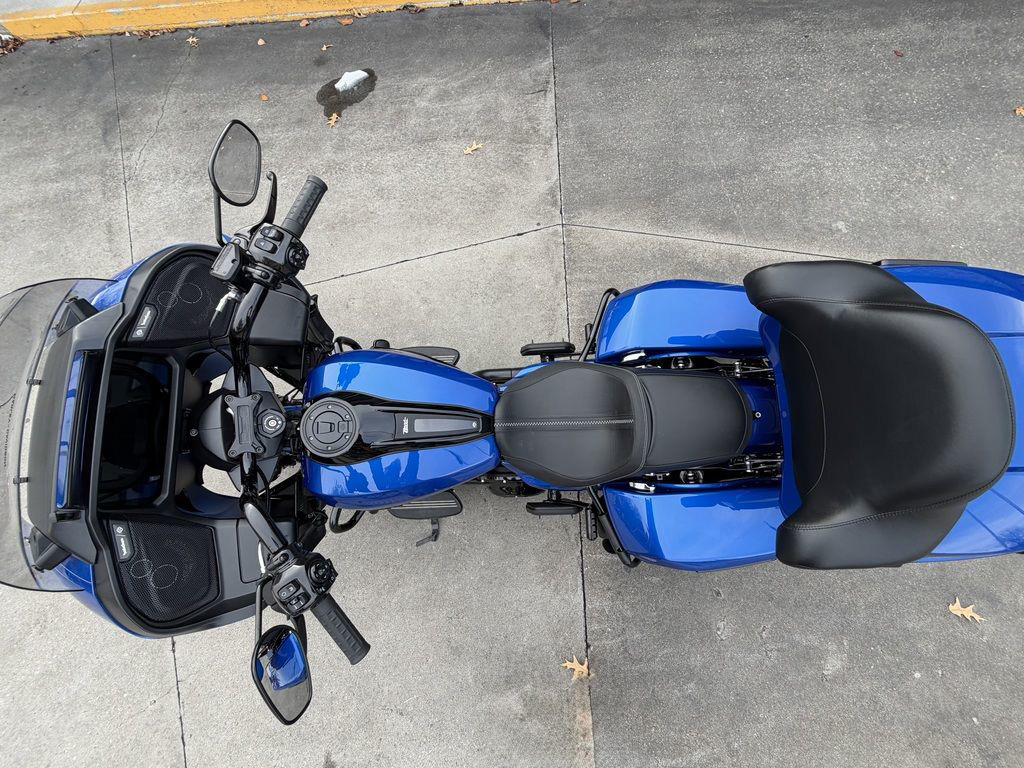 Road Glide®