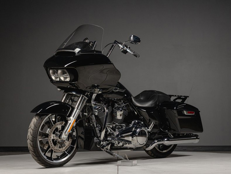 Road Glide®