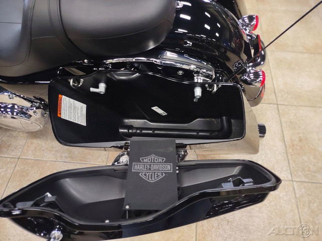 Street Glide®