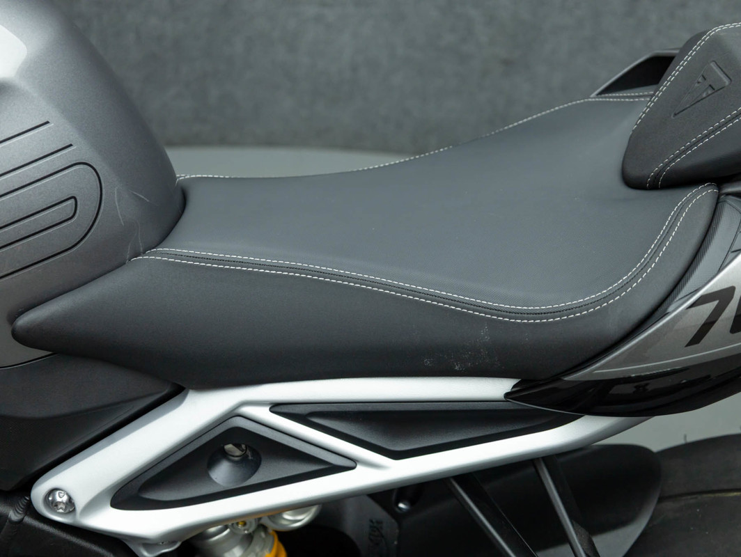 Street Triple RS