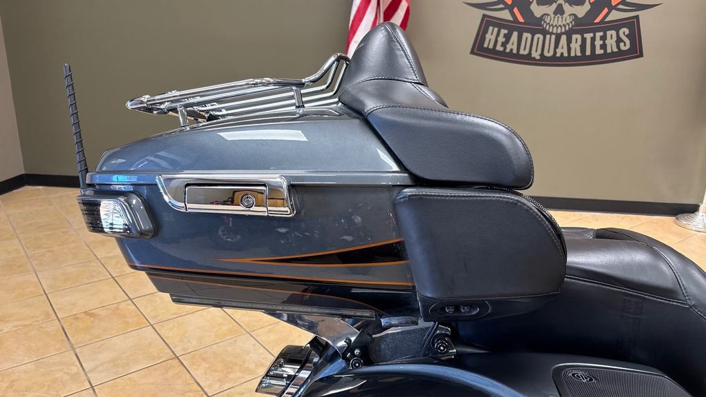 CVO® Road Glide® Ultra