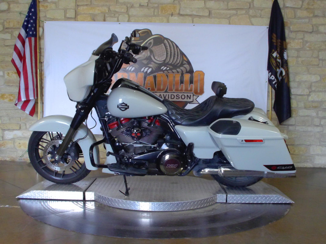 CVO® Street Glide®