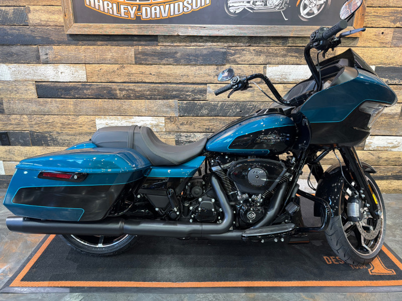 Road Glide®