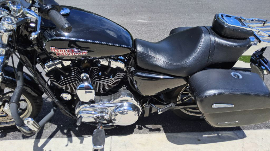 Sportster® SuperLow® 1200T
