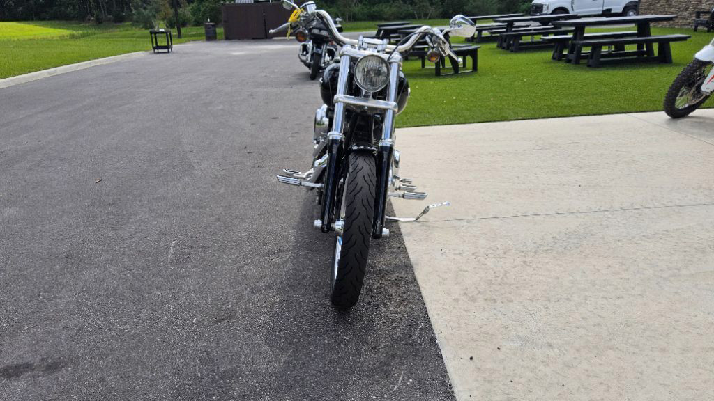 Dyna® Super Glide® Custom