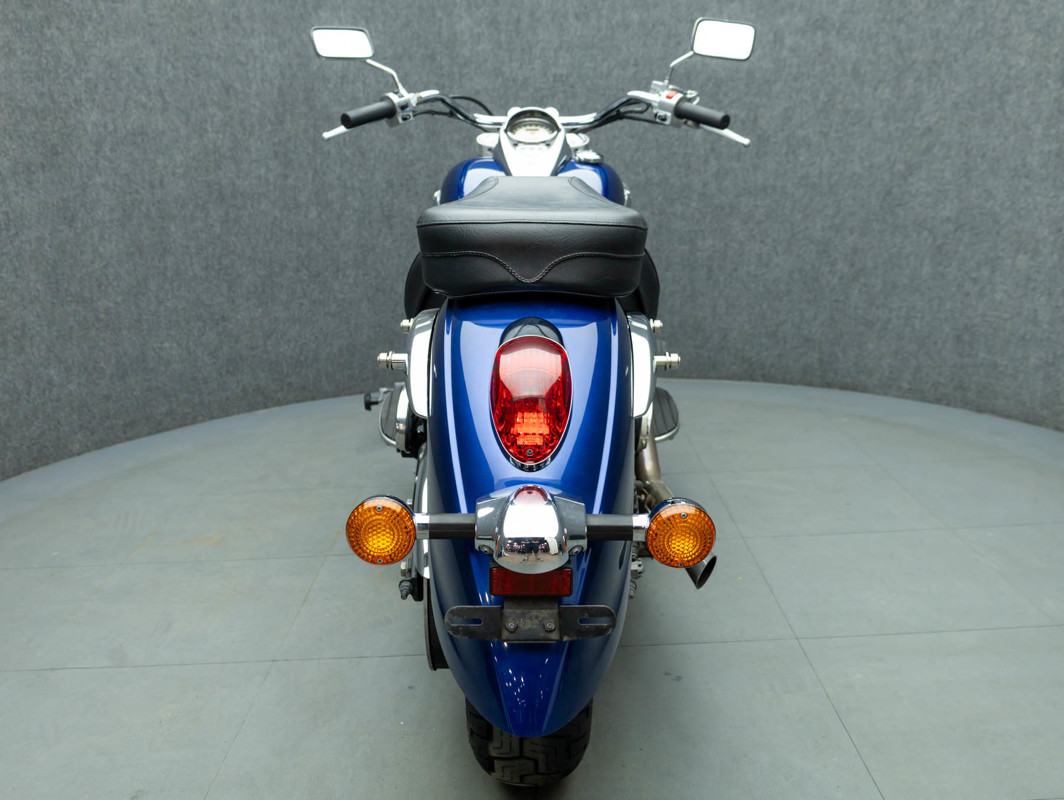 Vulcan 900 Classic 