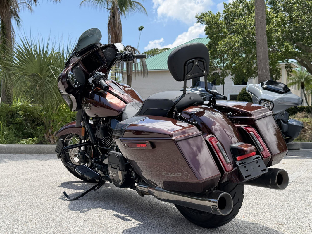 CVO® Street Glide®