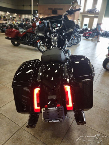 Road Glide®