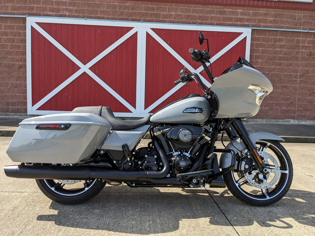 Road Glide®