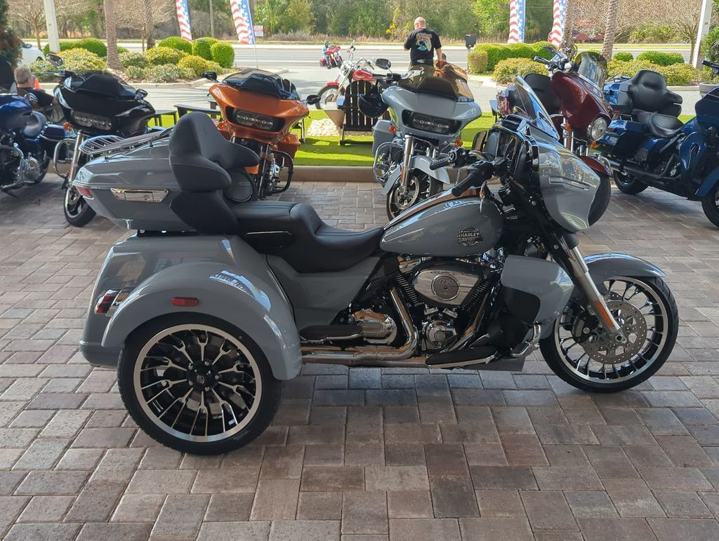 Street Glide® 3 Limited