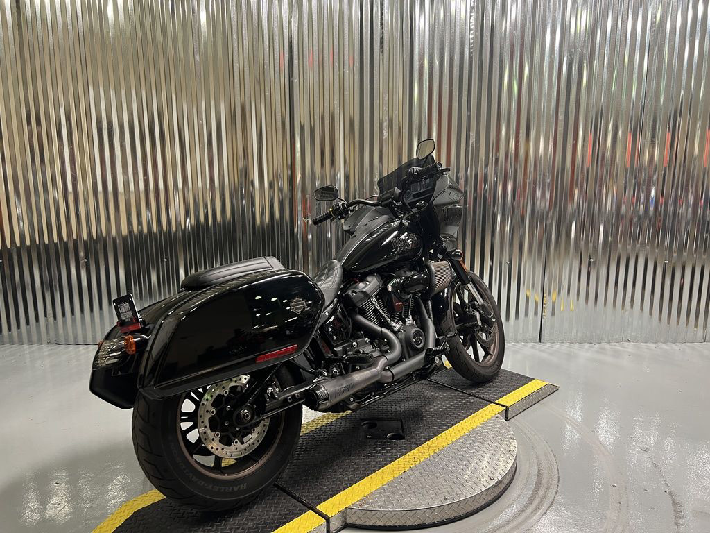 Low Rider® ST