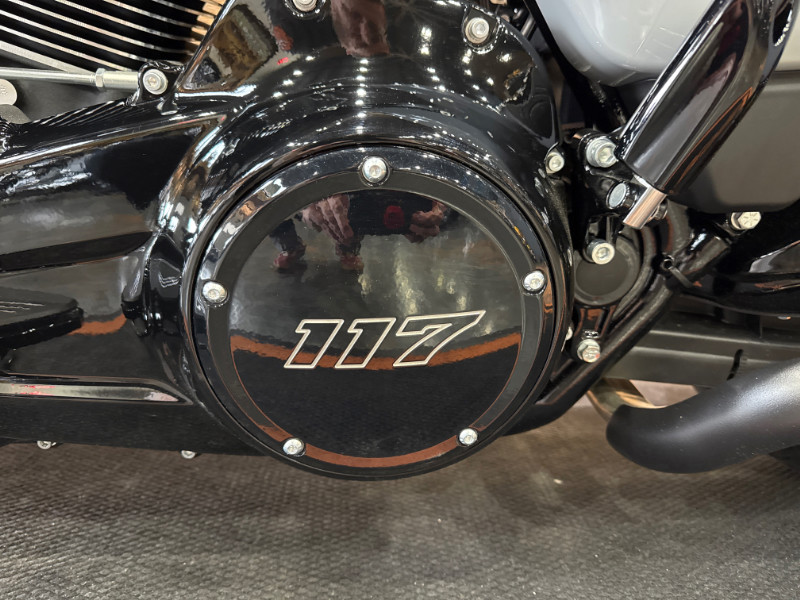 Road Glide®