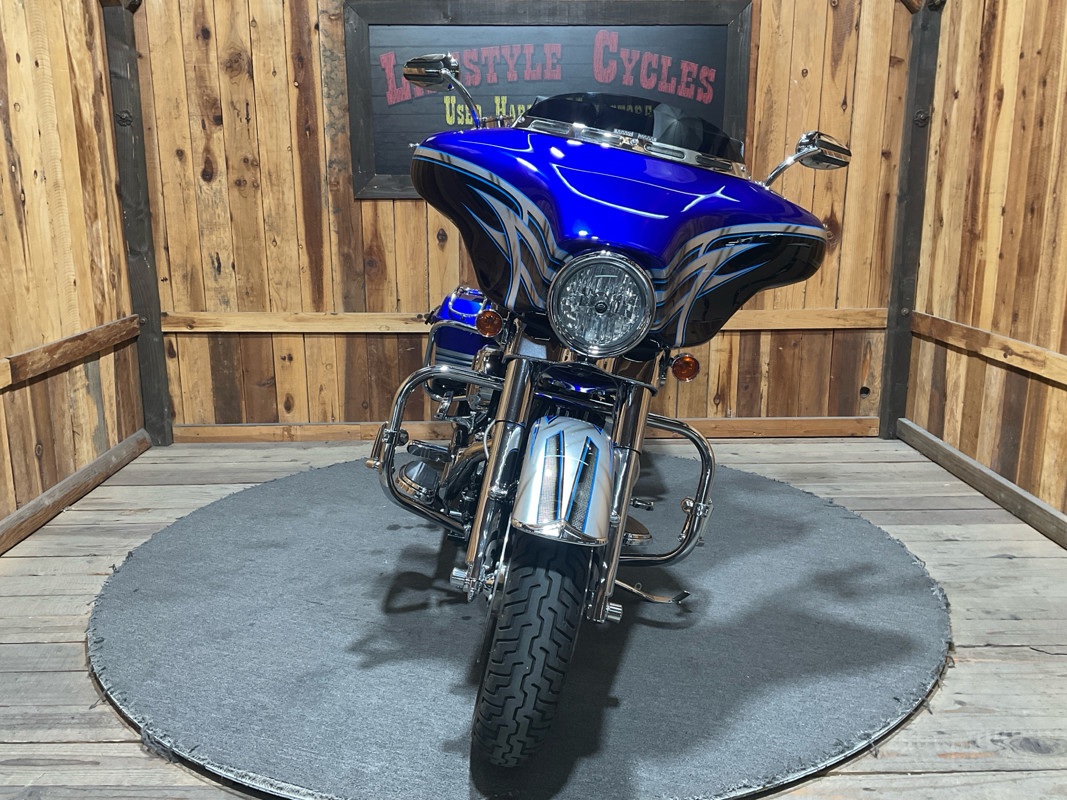 Street Glide®
