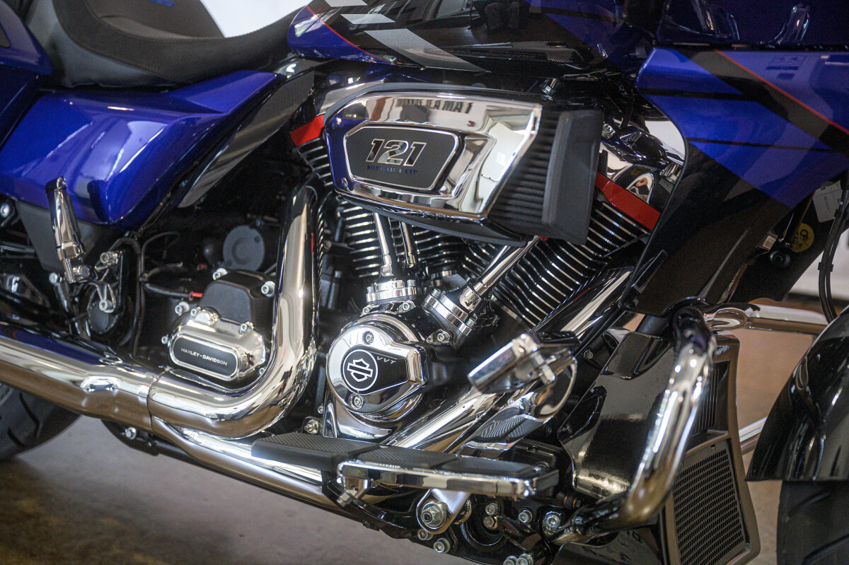 CVO® Road Glide®