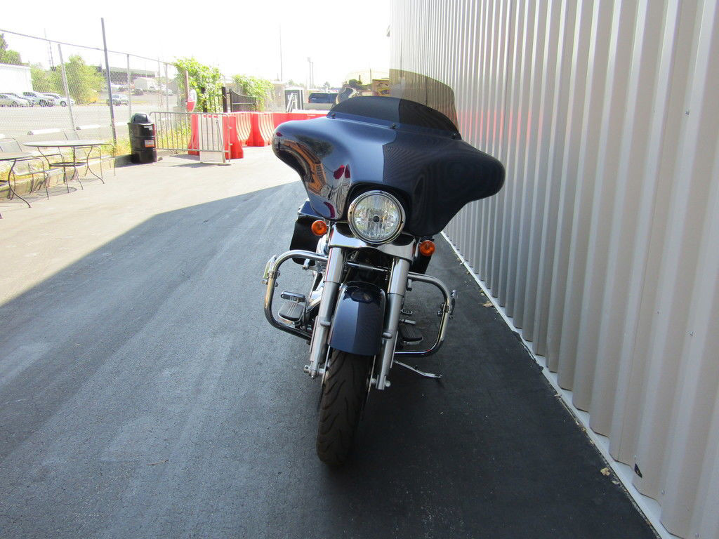 Street Glide®
