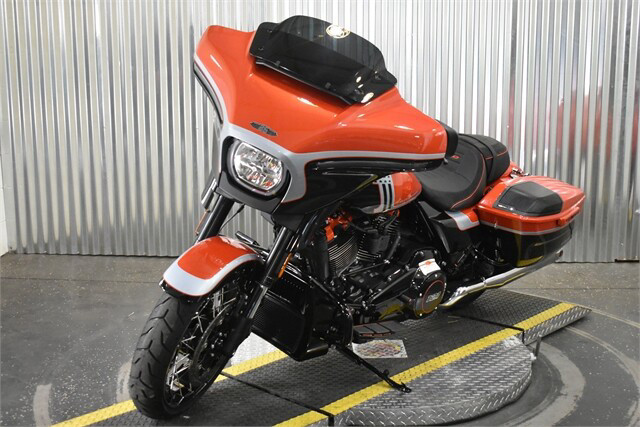 CVO® Street Glide®
