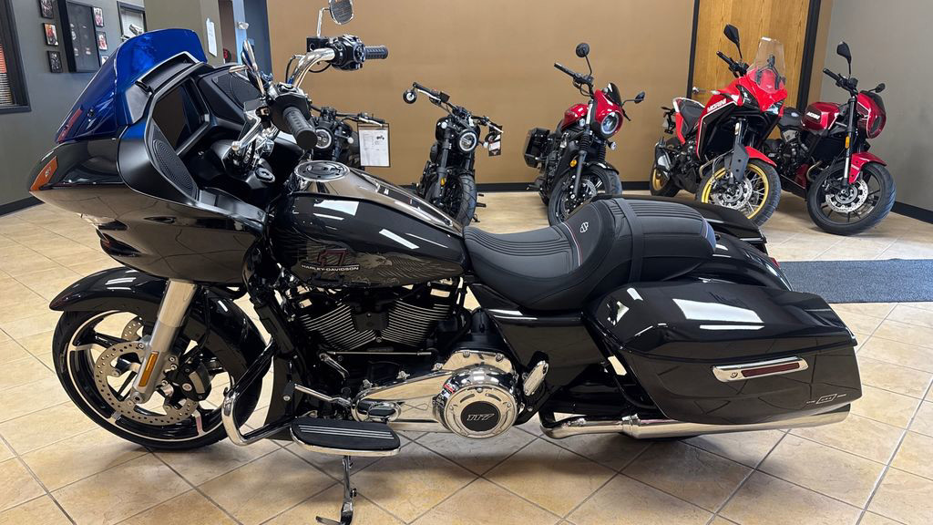 Road Glide®