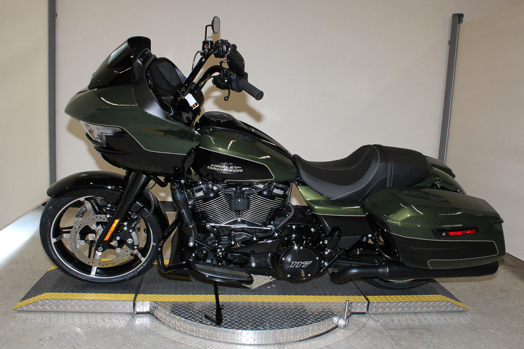Road Glide®