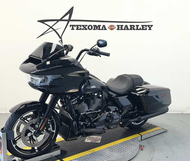 Road Glide®